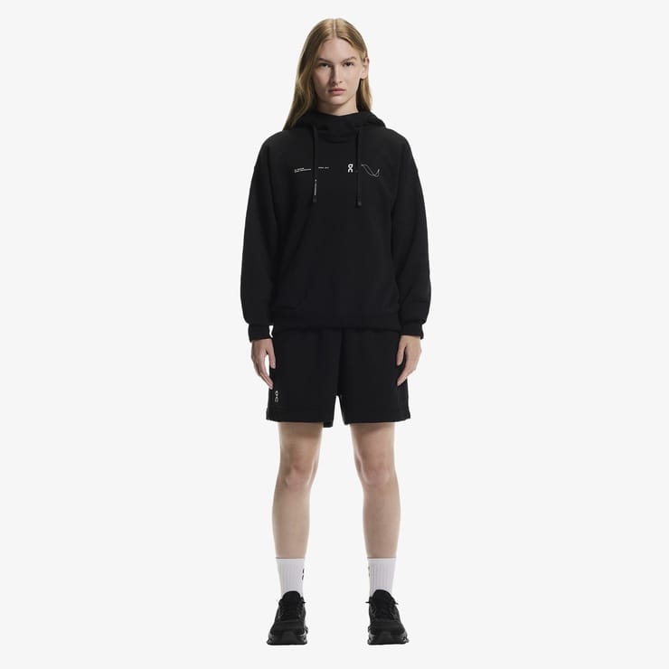 On Club Graphics Kadın Siyah Sweatshirt